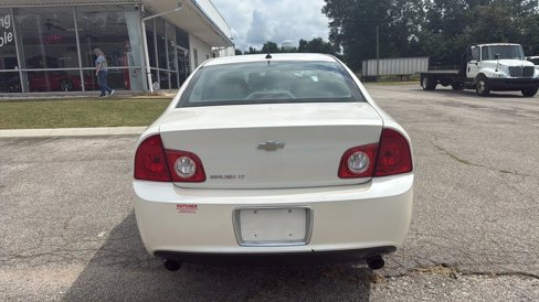 Used 2010 Chevrolet Malibu LT w/ HFV6 Engine Package image 4