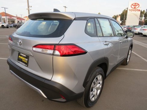 New 2025 Toyota Corolla Cross L image 10