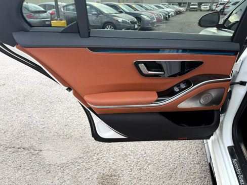 Used 2022 Mercedes-Benz S 500 4MATIC image 20