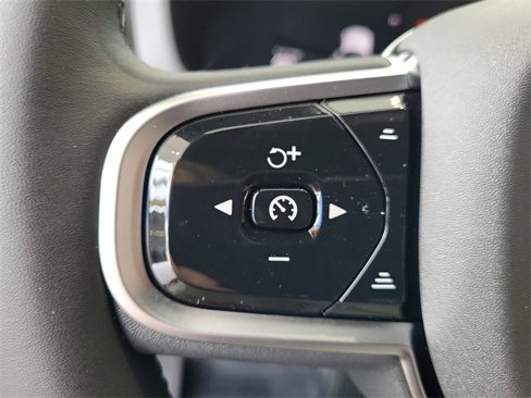 New 2026 Volvo XC60 T8 Plus w/ Climate Package PRO image 22
