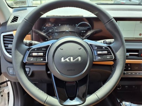 New 2026 Kia Seltos EX image 19