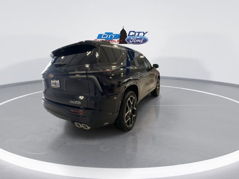 New 2026 Chevrolet Traverse High Country w/ LPO, Floor Liner Package image 9