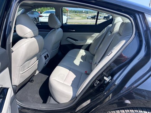 Used 2021 Nissan Altima 2.5 SL image 9