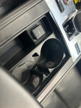 Used 2022 Jaguar F-PACE S image 27