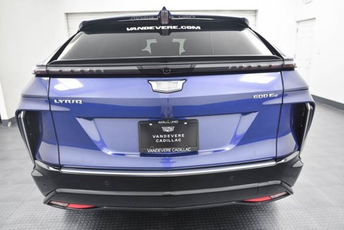 Used 2024 Cadillac Lyriq Luxury image 6