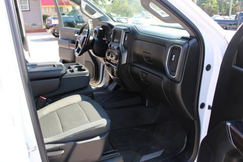 Used 2022 Chevrolet Silverado 2500 LT w/ Convenience Package image 19