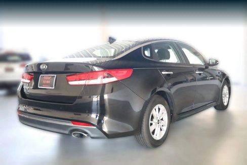 Used 2018 Kia Optima LX image 9