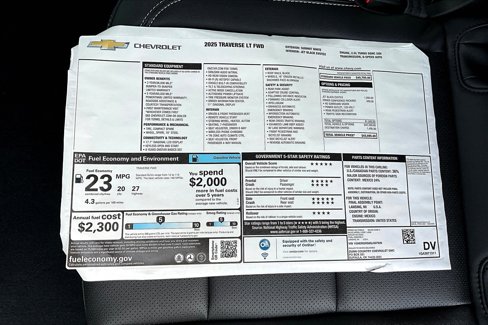 New 2025 Chevrolet Traverse LT w/ Driver Confidence Package image 14