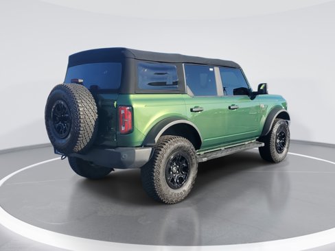 Used 2022 Ford Bronco Wildtrak image 3