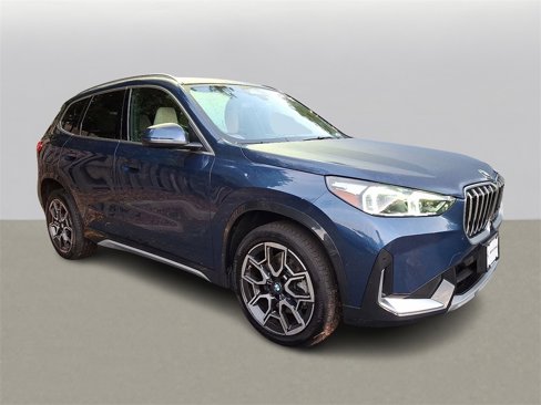 Used 2025 BMW X1 xDrive28i w/ Technology Package image 3