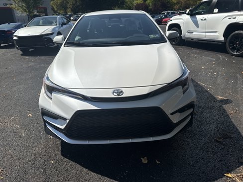 New 2025 Toyota Corolla SE image 2