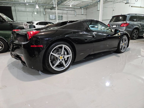 Used 2012 Ferrari 458 Spider image 16