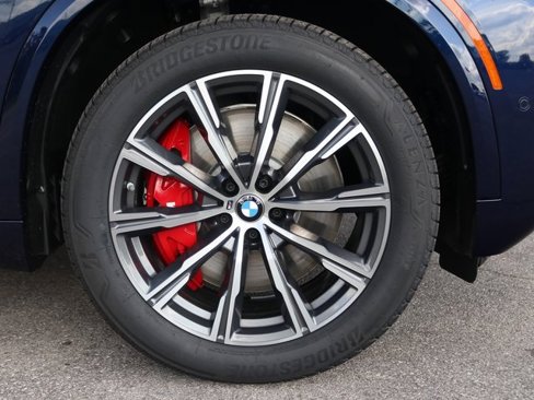 New 2026 BMW X5 M60i image 5