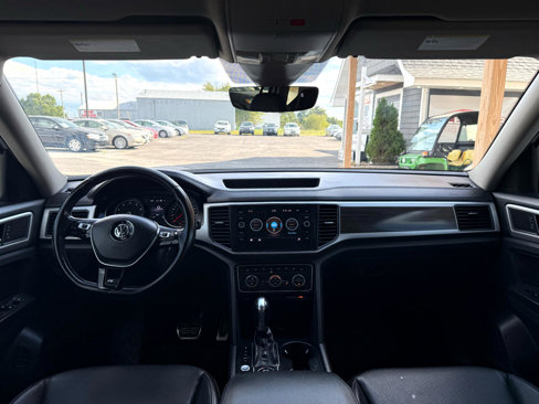 Used 2018 Volkswagen Atlas SE w/ R-Line Package image 22