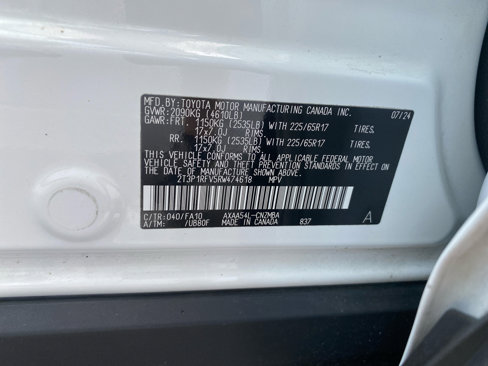 Used 2024 Toyota RAV4 XLE image 32