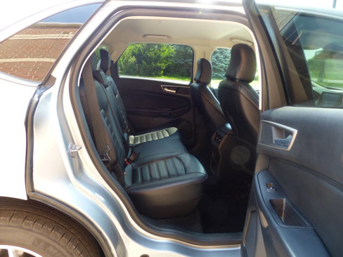 Used 2024 Ford Edge SEL image 41
