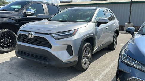 Used 2024 Toyota RAV4 XLE image 15