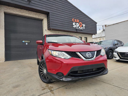 Used 2018 Nissan Rogue Sport S image 1