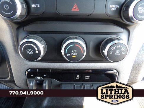 Used 2024 RAM 2500 Tradesman w/ Chrome Appearance Group image 20