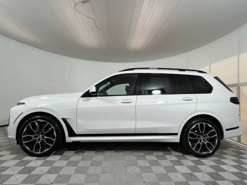 New 2026 BMW X7 xDrive40i w/ Executive Package image 4