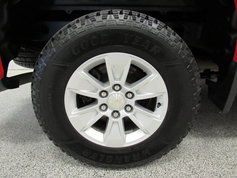 Used 2022 Chevrolet Silverado 1500 W/T w/ WT Value Package image 14