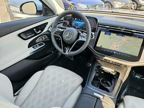 New 2026 Mercedes-Benz E 350 4MATIC Sedan image 27