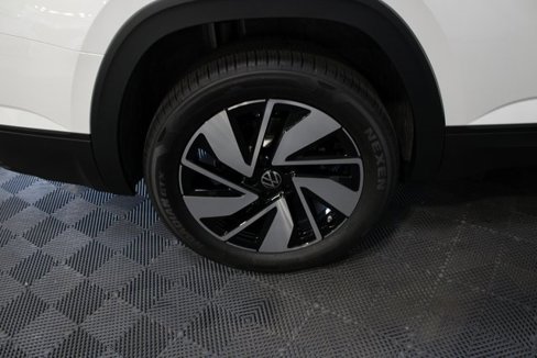 New 2026 Volkswagen Atlas SE image 26