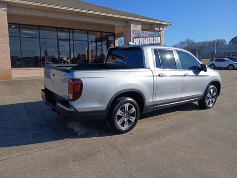 Used 2017 Honda Ridgeline RTL-T image 3
