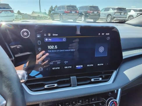 Used 2025 Chevrolet Equinox LT w/ Convenience Package II image 68