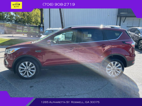 Used 2017 Ford Escape Titanium image 4