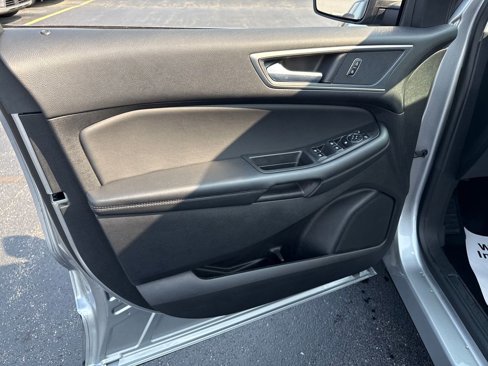 Used 2024 Ford Edge SEL w/ Convenience Package image 25