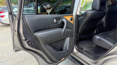 Used 2014 INFINITI QX80 4WD image 13
