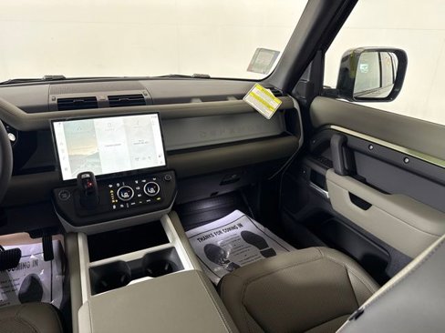 New 2026 Land Rover Defender 110 S image 22