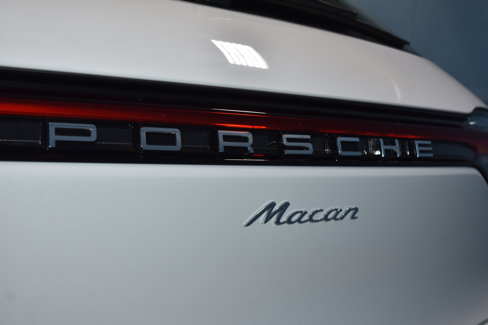 New 2026 Porsche Macan image 29