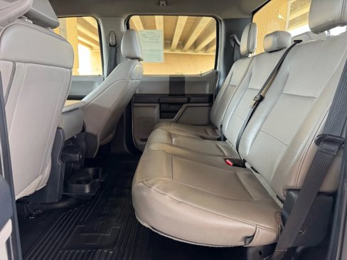 Used 2022 Ford F250 XL w/ Power Equipment Group image 21
