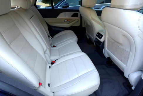 Used 2020 Mercedes-Benz GLE 350 4MATIC w/ AMG Line Exterior image 13