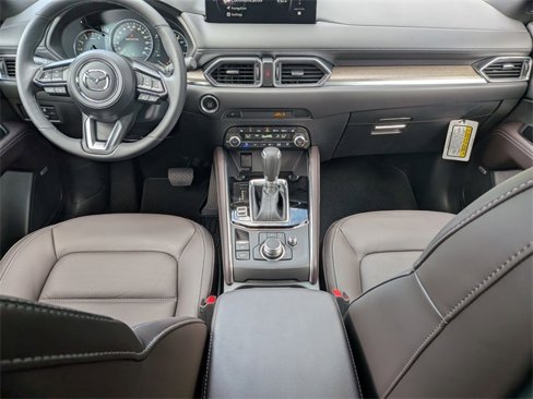New 2025 MAZDA CX-5 Signature image 31
