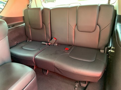 Used 2024 Nissan Armada SL w/ Captain's Chairs Package image 26