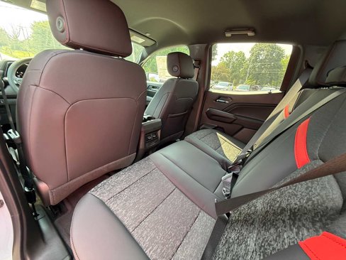 New 2025 Chevrolet Colorado Z71 w/ Technology Package image 21