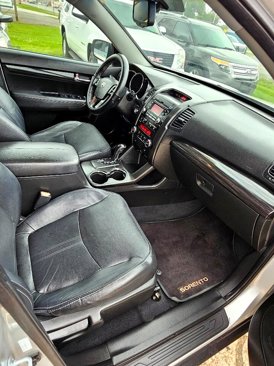 Used 2011 Kia Sorento EX w/ Premium Pkg image 29