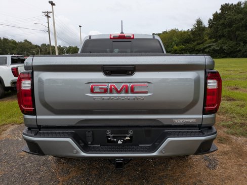 New 2026 GMC Canyon Elevation w/ Convenience Package image 6