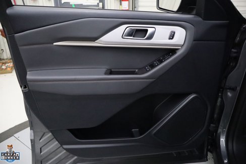 Certified 2025 Ford Explorer Active image 14
