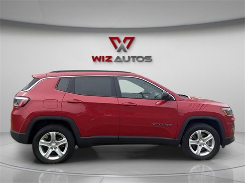 Used 2023 Jeep Compass Latitude w/ Convenience Group image 8