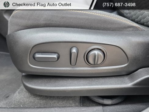 Used 2018 Chevrolet Equinox LT image 20