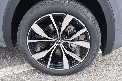New 2026 Volkswagen Atlas SEL Premium R-Line image 9