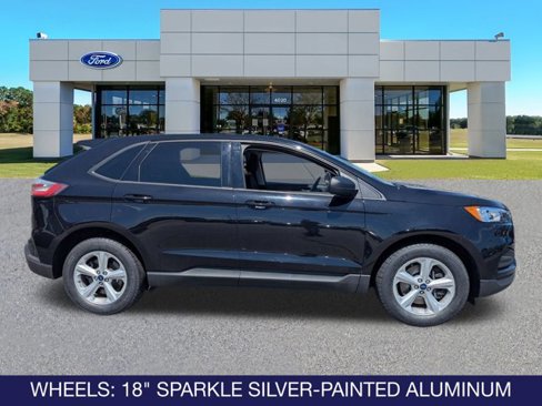 Certified 2022 Ford Edge SE image 2