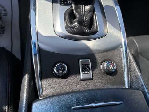 Used 2011 INFINITI G37 Sport w/ Premium Pkg image 29