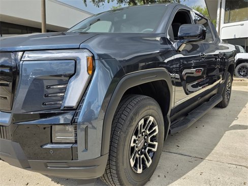 New 2026 GMC Sierra EV Elevation image 4