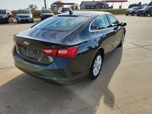 Used 2023 Chevrolet Malibu LT image 3