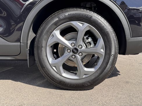 Used 2025 Ford Escape ST-Line w/ Tech Pack #1 image 12